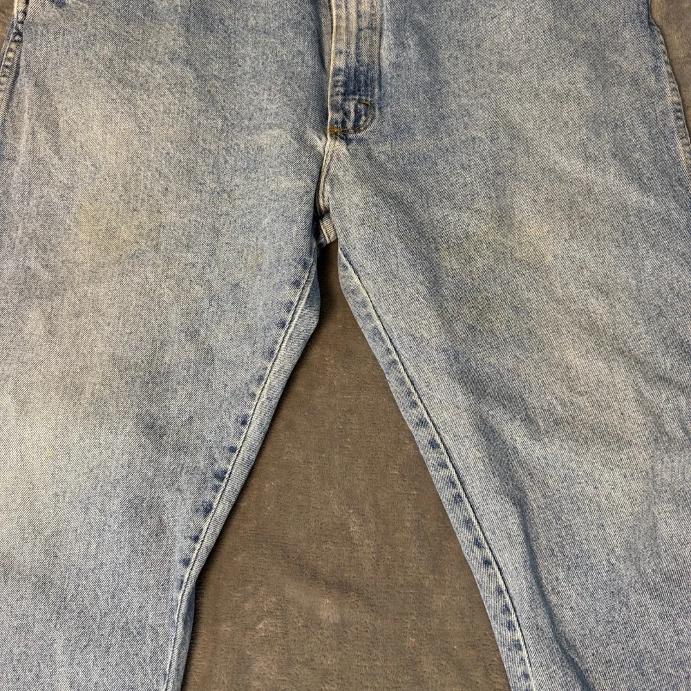 Vintage Wrangler Mens 42x30 Light Wash Straight Leg Denim Jeans USA Made *STAINS